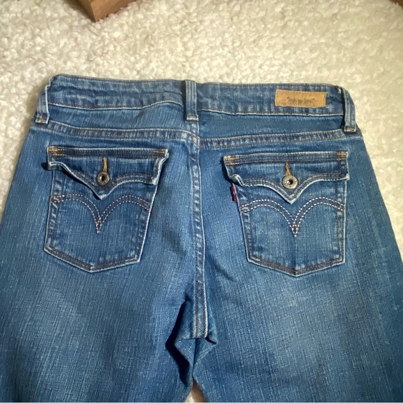 Levis Vintage 545 Low Bootcut Jeans - Picture 9 of 13